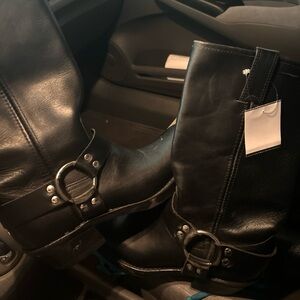 Harness 12r Black Leather FRYE boots
